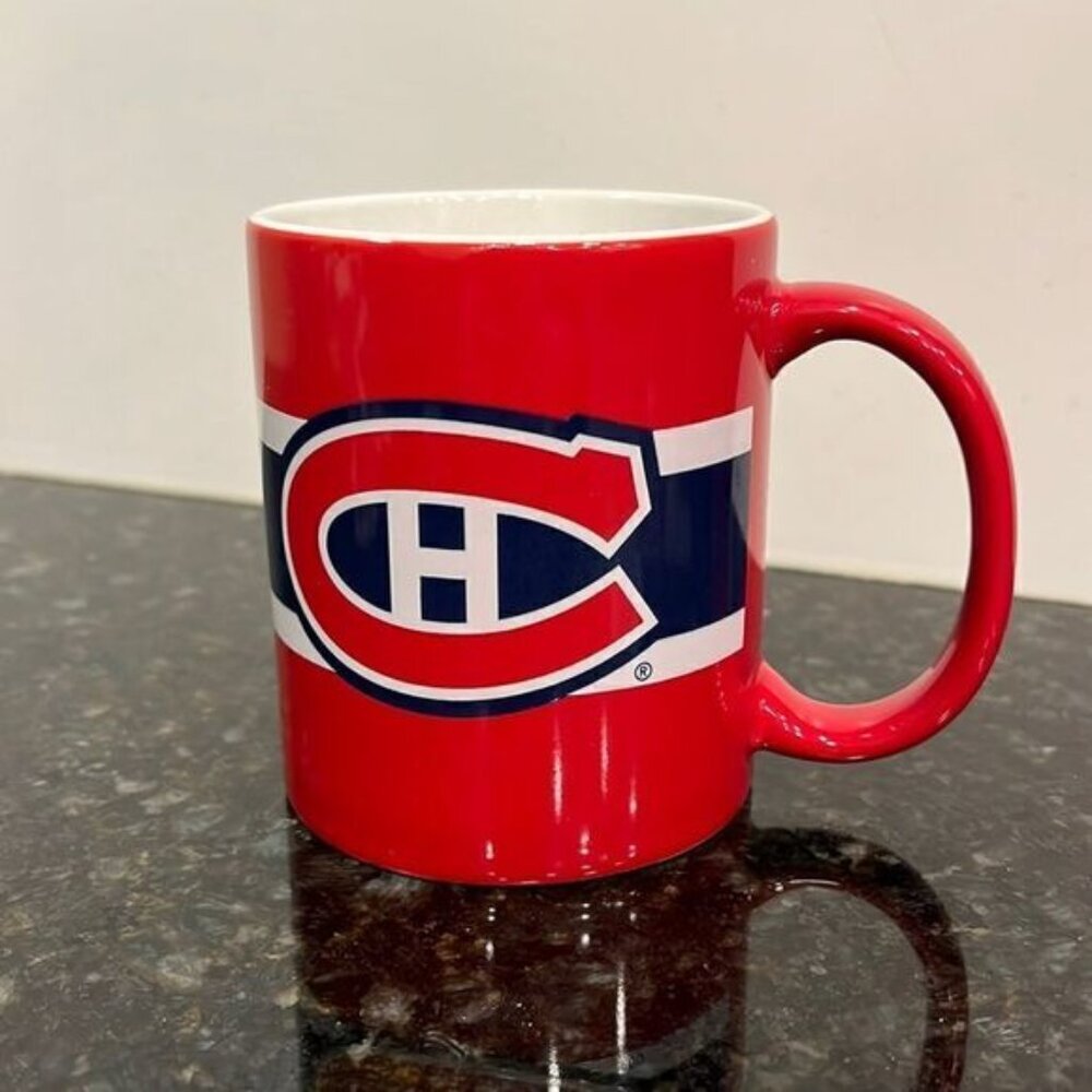 MONTREAL CANADIENS HOCKEY RED MUG